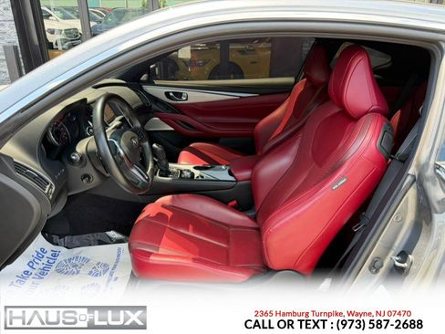 Used 2017 INFINITI Q60 Red Sport 400 AWD/4WD image 11