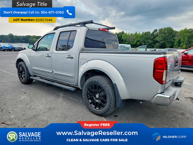 Used 2010 Nissan Frontier LE w/ LE Value Truck Pkg AWD/4WD image 3