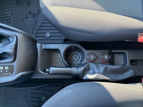 Used 2018 RAM ProMaster City Tradesman image 16