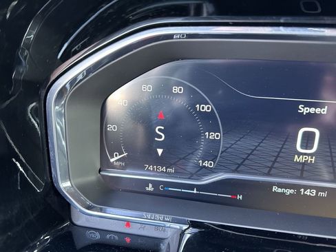 Certified 2023 GMC Sierra 1500 SLT w/ SLT Premium Plus Package image 11