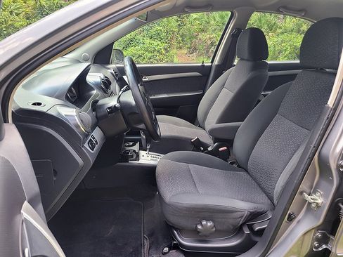 Used 2011 Chevrolet Aveo LT w/ LPO, Bodyside Molding Package FWD image 14