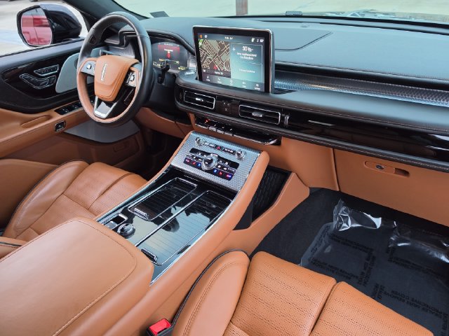 Used 2024 Lincoln Aviator Black Label w/ Jet Package AWD/4WD image 23