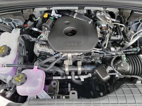 New 2026 Jeep Grand Cherokee L 4WD image 37