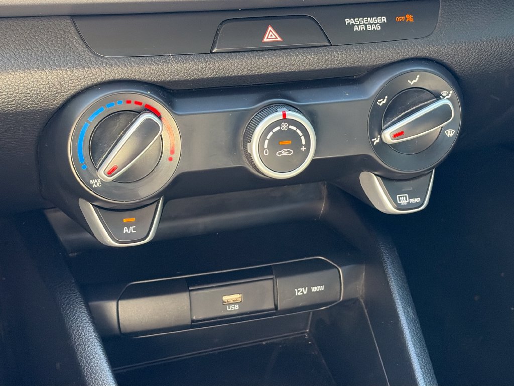 Used 2022 Kia Rio LX FWD image 19