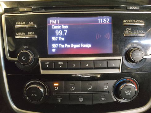 Used 2018 Nissan Altima 2.5 SR image 25