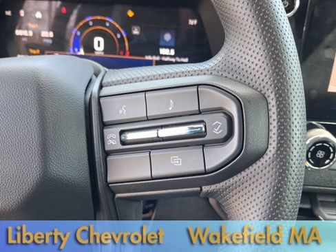 Used 2025 Chevrolet Colorado W/T RWD image 24