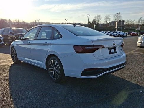 Certified 2023 Volkswagen Jetta Sport image 4