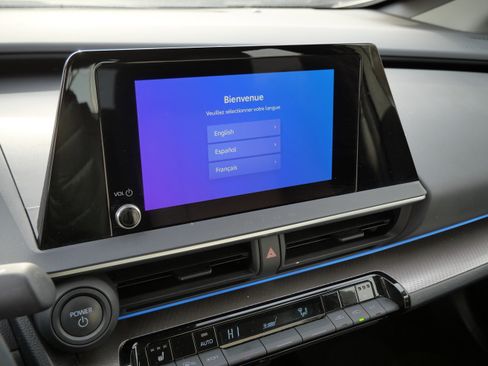 Used 2023 Toyota Prius XLE image 22