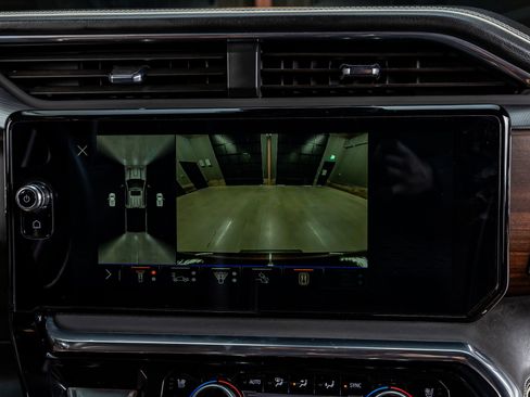 Used 2024 GMC Sierra 2500 Denali Ultimate image 26