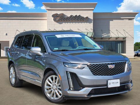 Used 2021 Cadillac XT6 Premium Luxury FWD image 1