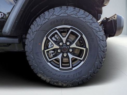 New 2026 Jeep Wrangler Unlimited Rubicon AWD/4WD image 10