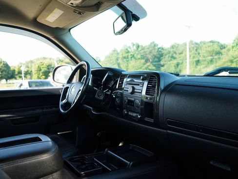 Used 2014 Chevrolet Silverado 2500 LT w/ Z71 Appearance Package AWD/4WD image 15