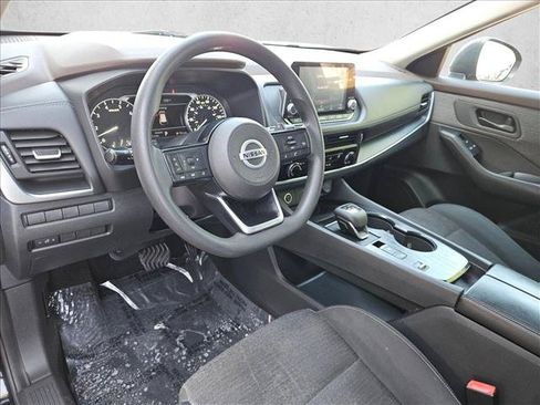 Used 2021 Nissan Rogue S FWD image 11