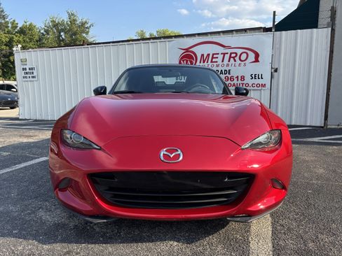 Used 2017 MAZDA MX-5 Miata Club w/ Brembo/BBS Package image 10