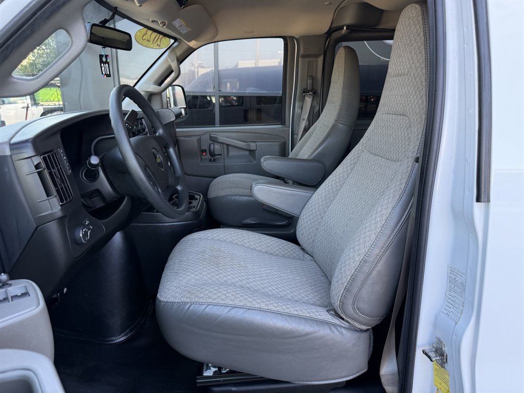 Used 2023 Chevrolet Express 3500 LS RWD image 11