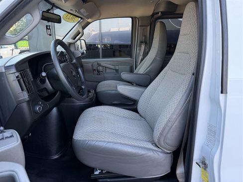 Used 2023 Chevrolet Express 3500 LS RWD image 11