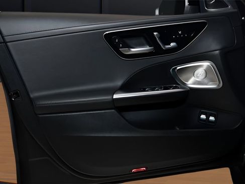 Used 2024 Mercedes-Benz C 63 AMG S w/ Pinnacle Trim Package image 23