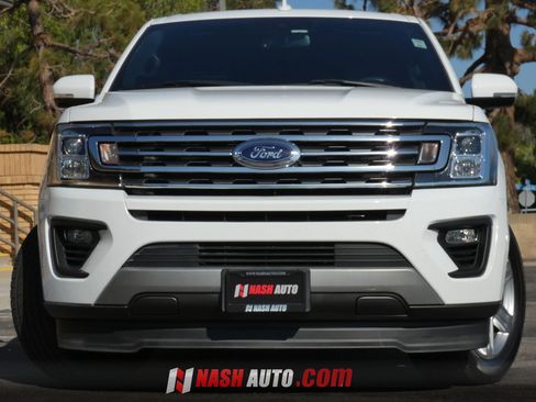 Used 2020 Ford Expedition Max XLT w/ Equipment Group 202A RWD image 19
