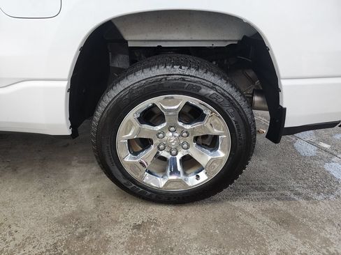 Used 2022 RAM 1500 Big Horn AWD/4WD image 39