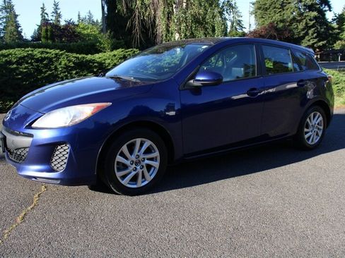 Used 2013 MAZDA MAZDA3 i Grand Touring FWD image 1