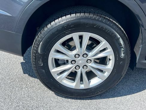Used 2021 Cadillac XT5 Luxury AWD/4WD image 16