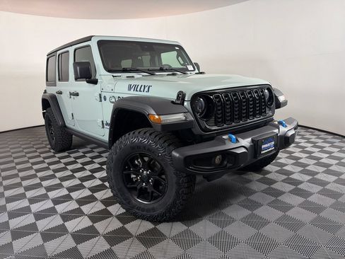 Used 2024 Jeep Wrangler Unlimited AWD/4WD image 1