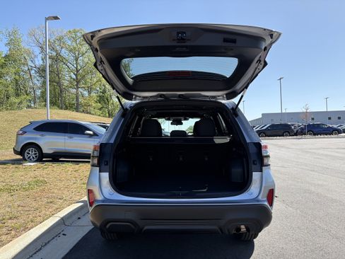 New 2026 Subaru Forester Premium AWD/4WD image 11