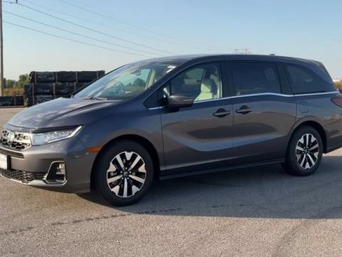 New 2026 Honda Odyssey EX-L image 4