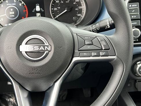 Used 2025 Nissan Versa SV w/ Trunk Package image 19