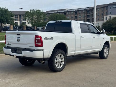 Used 2022 RAM 2500 Laramie AWD/4WD image 4