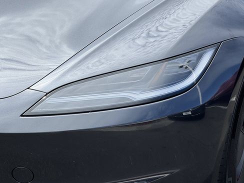 Used 2024 Tesla Model 3 Long Range AWD/4WD image 43
