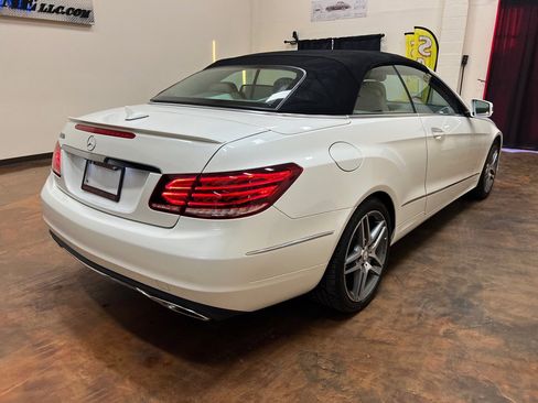 Used 2014 Mercedes-Benz E 350 SEDAN image 19