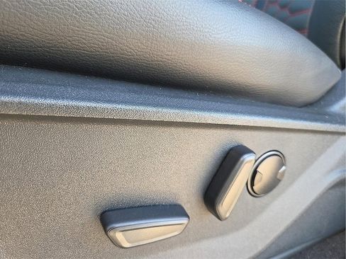 New 2025 Ford F150 Lariat w/ Equipment Group 501A Mid image 15