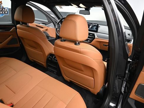 Certified 2023 BMW 540i w/ Premium Package RWD image 24