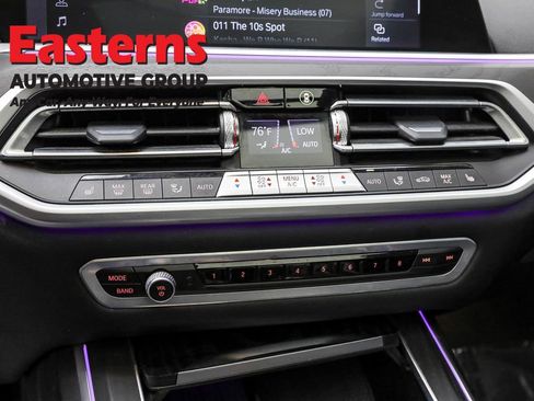 Used 2022 BMW X7 xDrive40i w/ Premium Package AWD/4WD image 20