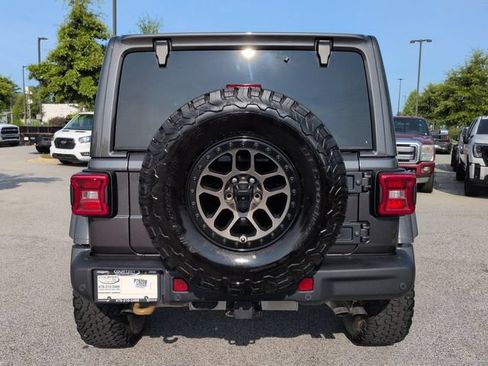 Used 2022 Jeep Wrangler Unlimited Rubicon w/ Xtreme Recon 35" Tire Package AWD/4WD image 5