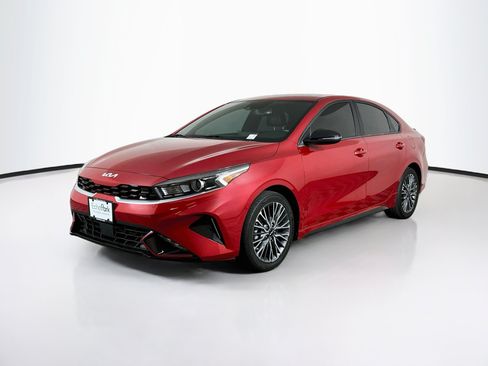 Used 2024 Kia Forte GT-Line w/ GT-Line Premium Package FWD image 3