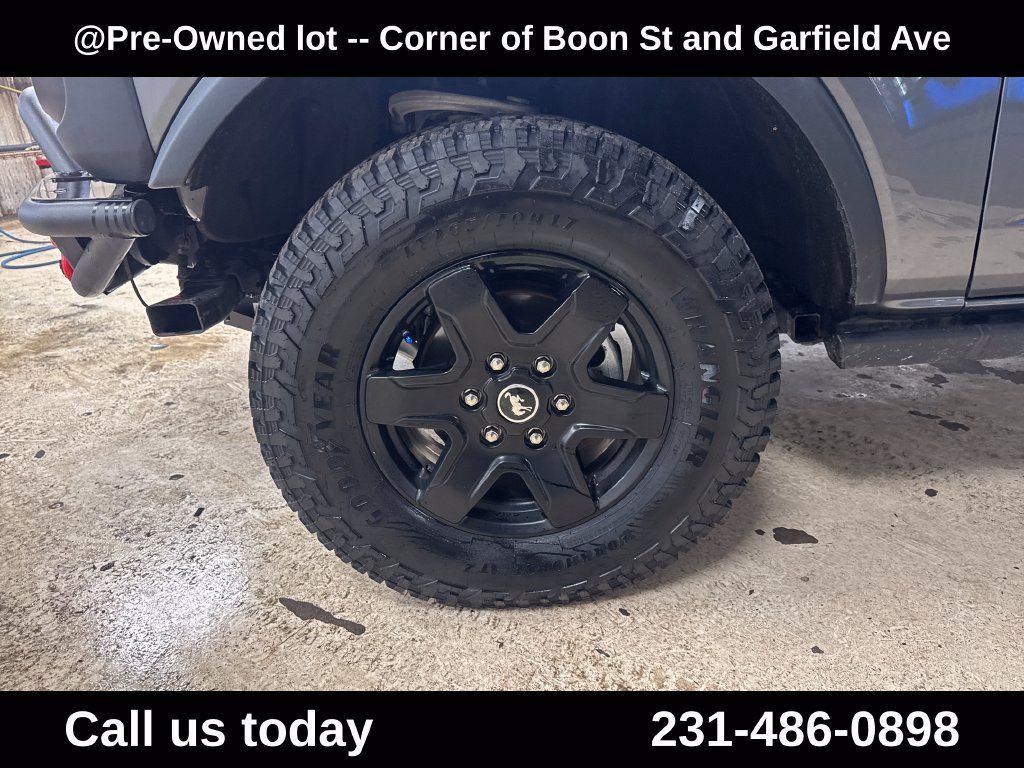 Used 2024 Ford Bronco Black Diamond AWD/4WD image 11