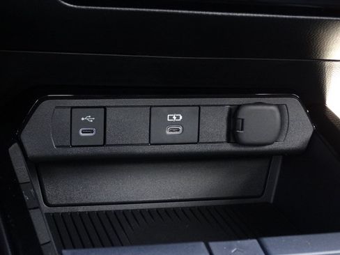 New 2026 Toyota Prius XLE FWD image 23