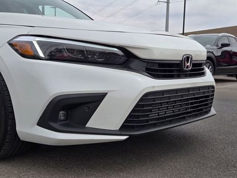 Used 2023 Honda Civic Touring image 8