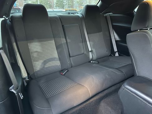 Used 2021 Dodge Challenger R/T image 15