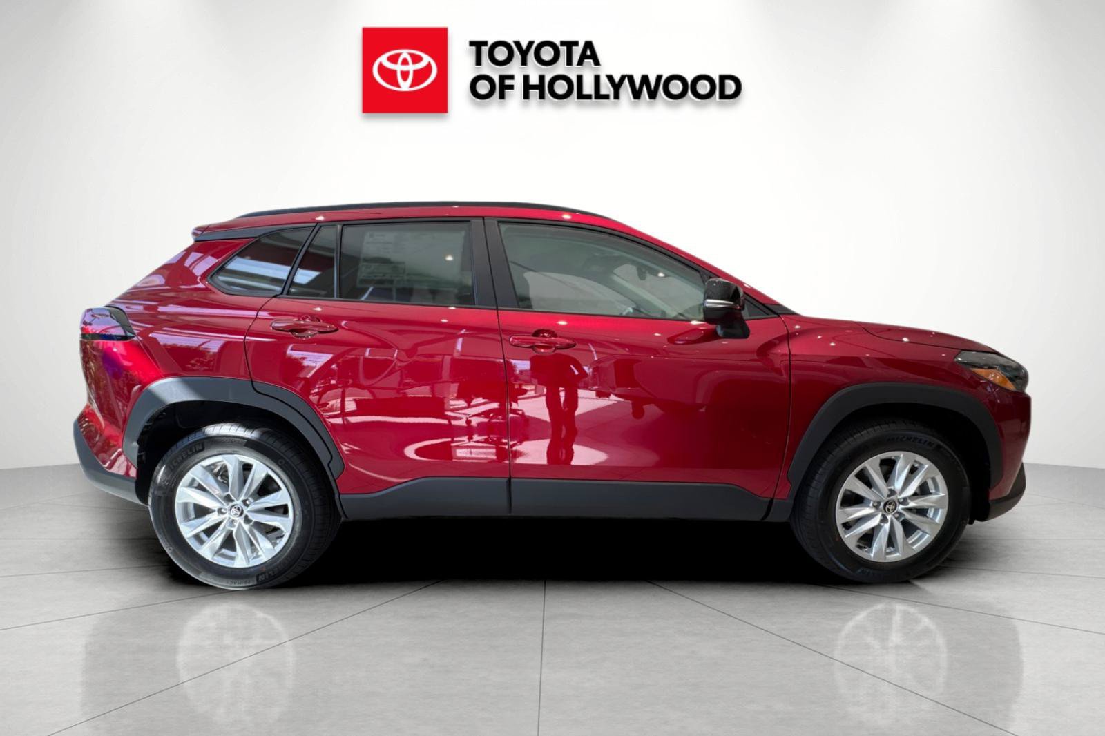 New 2026 Toyota Corolla Cross LE FWD image 3