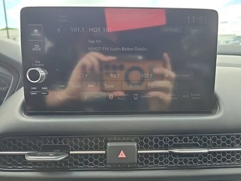Used 2024 Honda HR-V EX-L image 15
