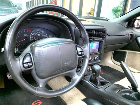 Used 2001 Chevrolet Camaro Z28 w/ SS Performance/Appearance Pkg image 11