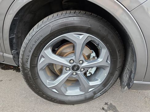 Used 2024 Ford Escape ST-Line w/ Cold Weather Package image 31