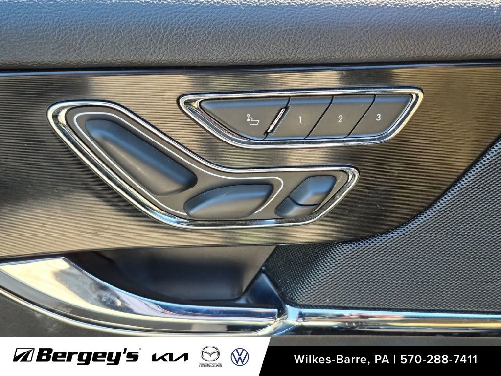 Used 2021 Lincoln Corsair Reserve w/ Equipment Group 201A AWD/4WD image 21