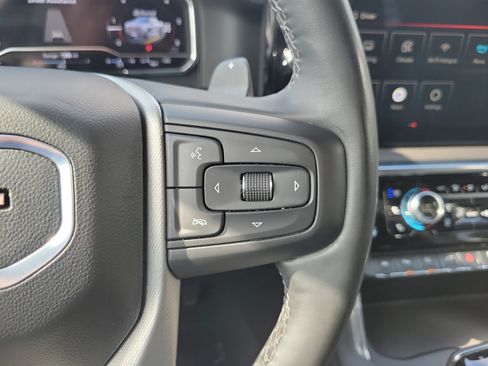 Used 2024 GMC Sierra 1500 Denali w/ Technology Package image 19