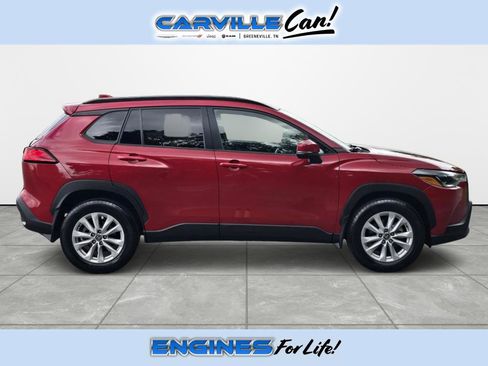 Used 2023 Toyota Corolla Cross LE FWD image 3