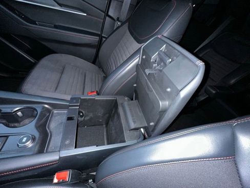 Used 2025 Ford Explorer ST-Line image 23