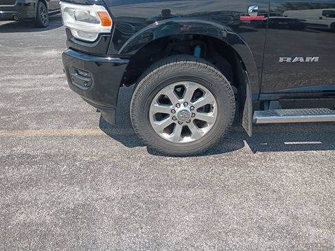 Used 2019 RAM 2500 Laramie AWD/4WD image 13